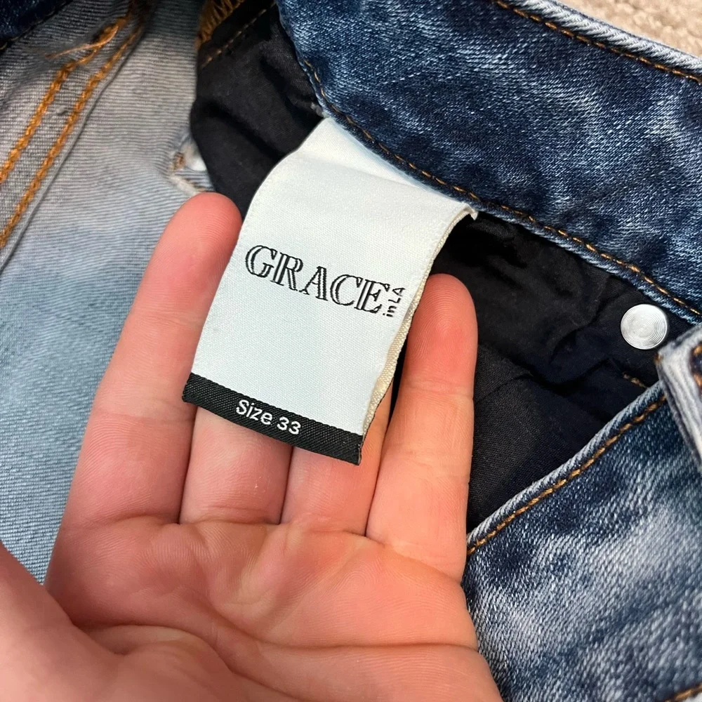 Distressed Grace Blue Jeans - Picture 4 of 8